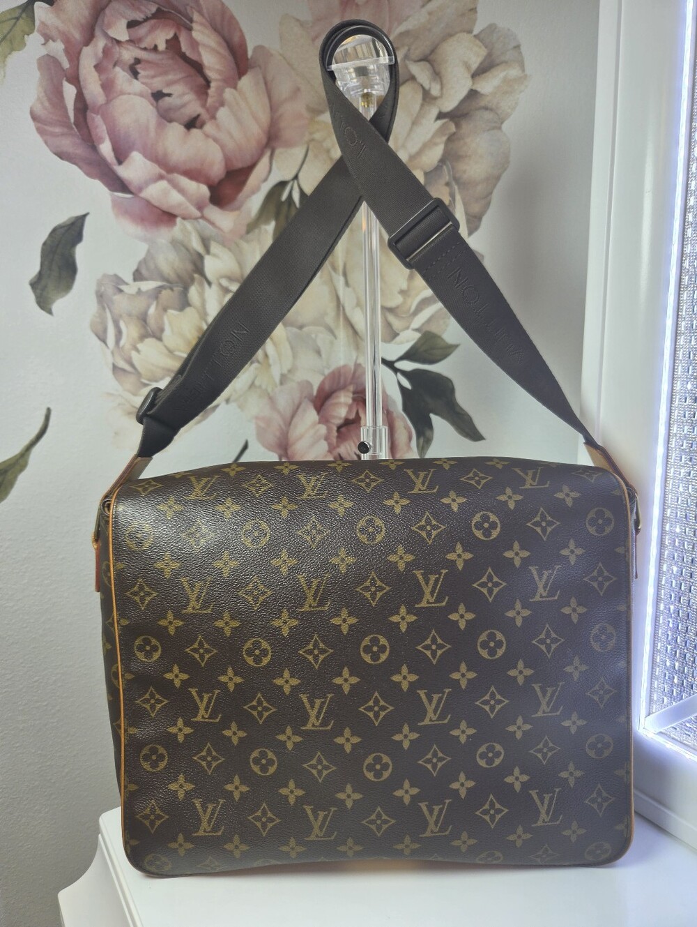 Authentic Louis Vuitton Monogram Abbesses Messenger Bag